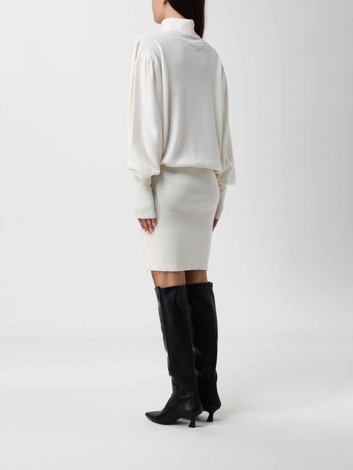 Dress Woman color White