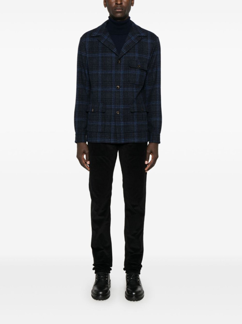 Black Single-Breasted Blazer