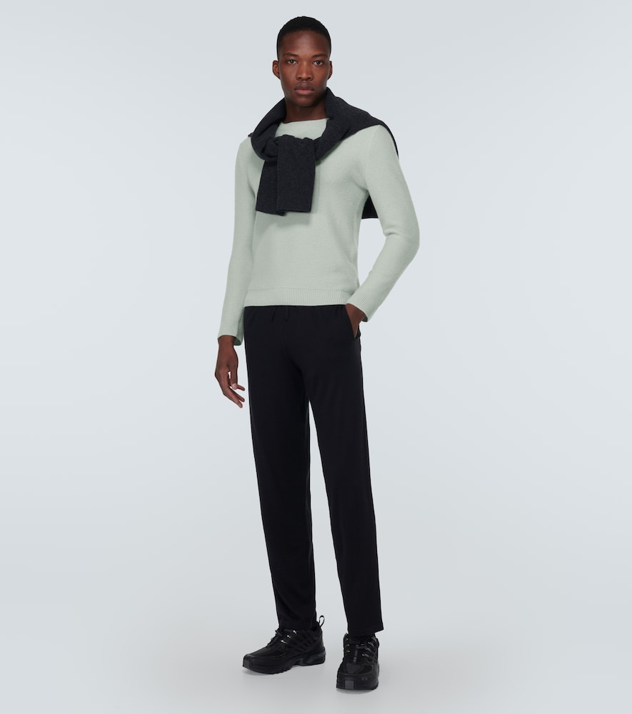 Cashmere sweater