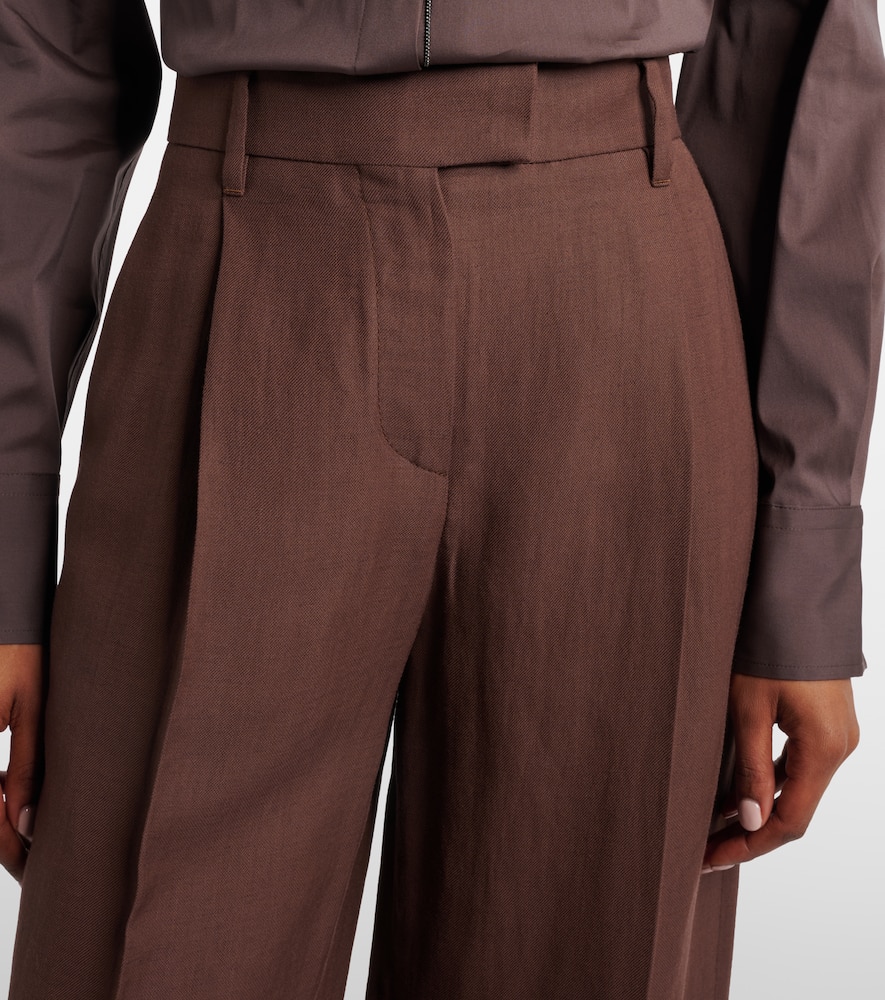 Wide-leg pants