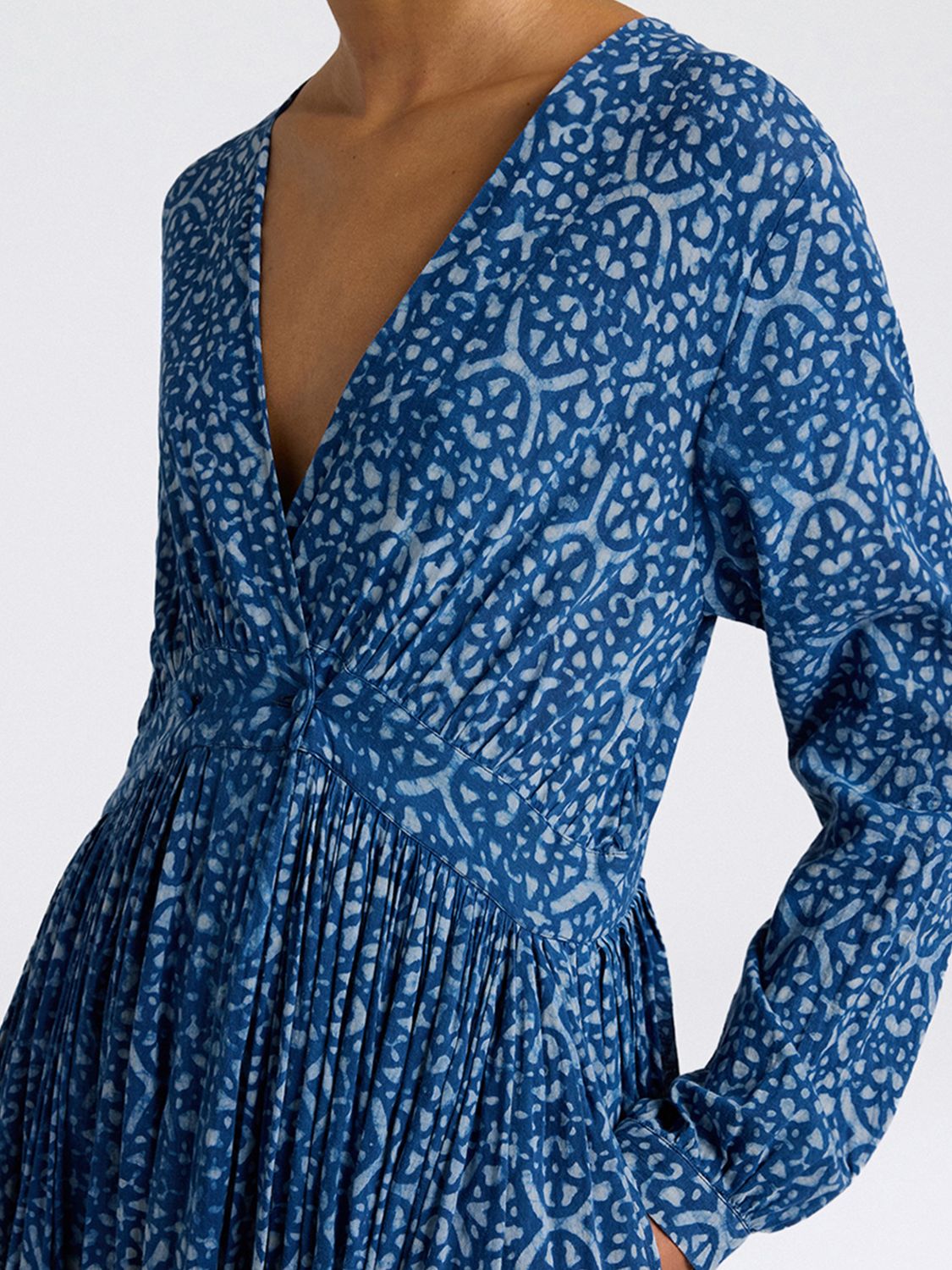 MOMONÌ Dress Woman color Blue