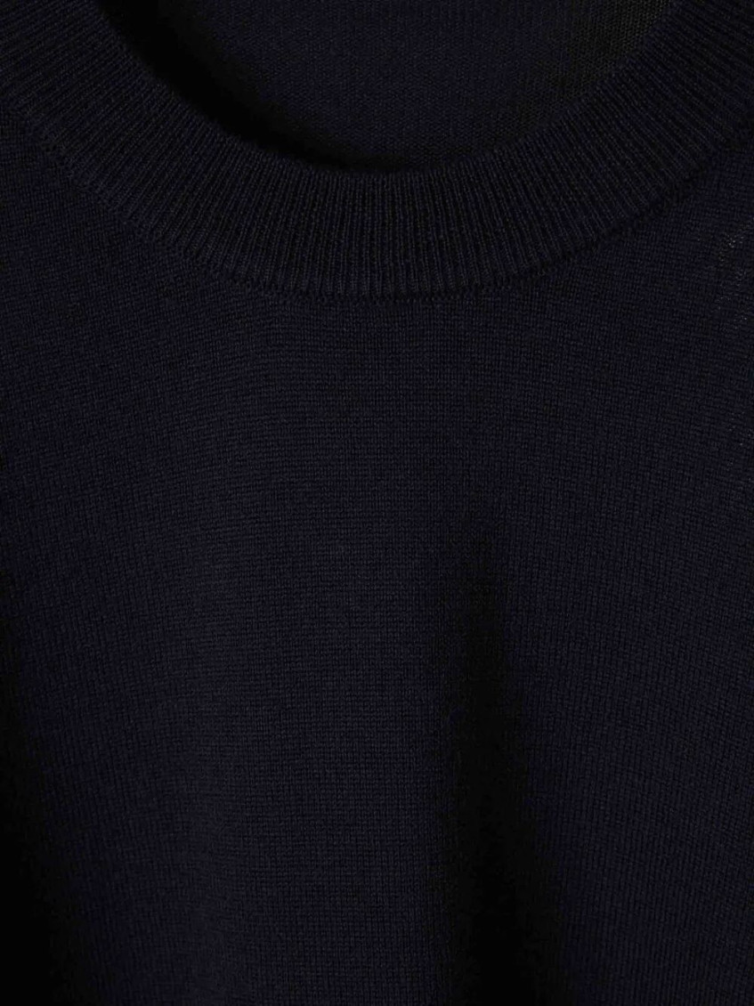 Lightweight Wool Crew Neck Pullover