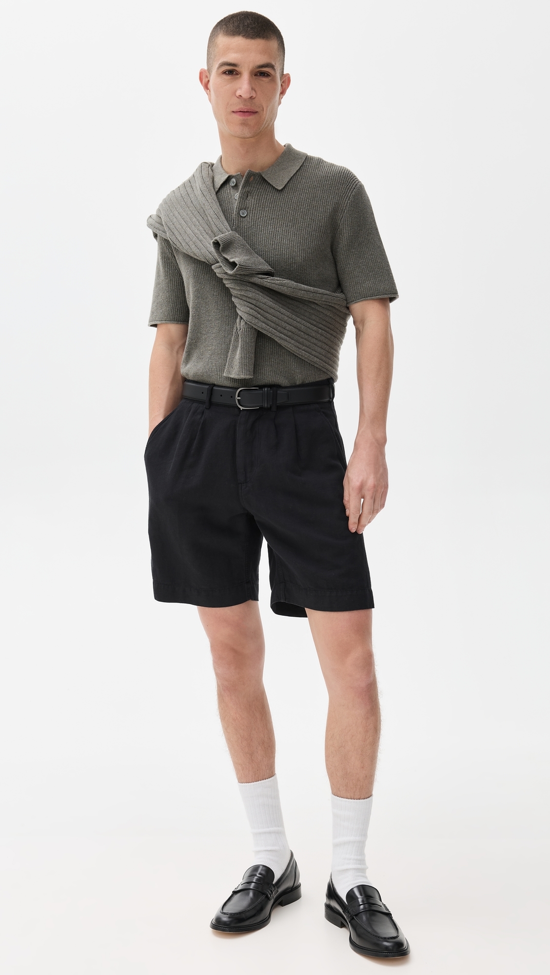 Knickerbocker Canal Cotton & Linen Pleated Shorts Black
