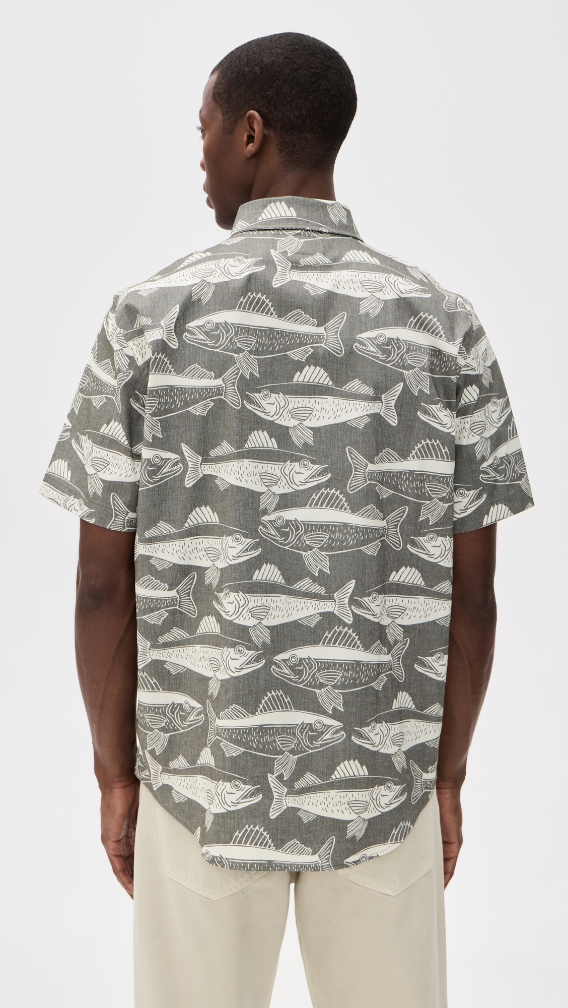 Twin Lakes Short Sleeve Sport Shirt Beluga/Bold Fish Print