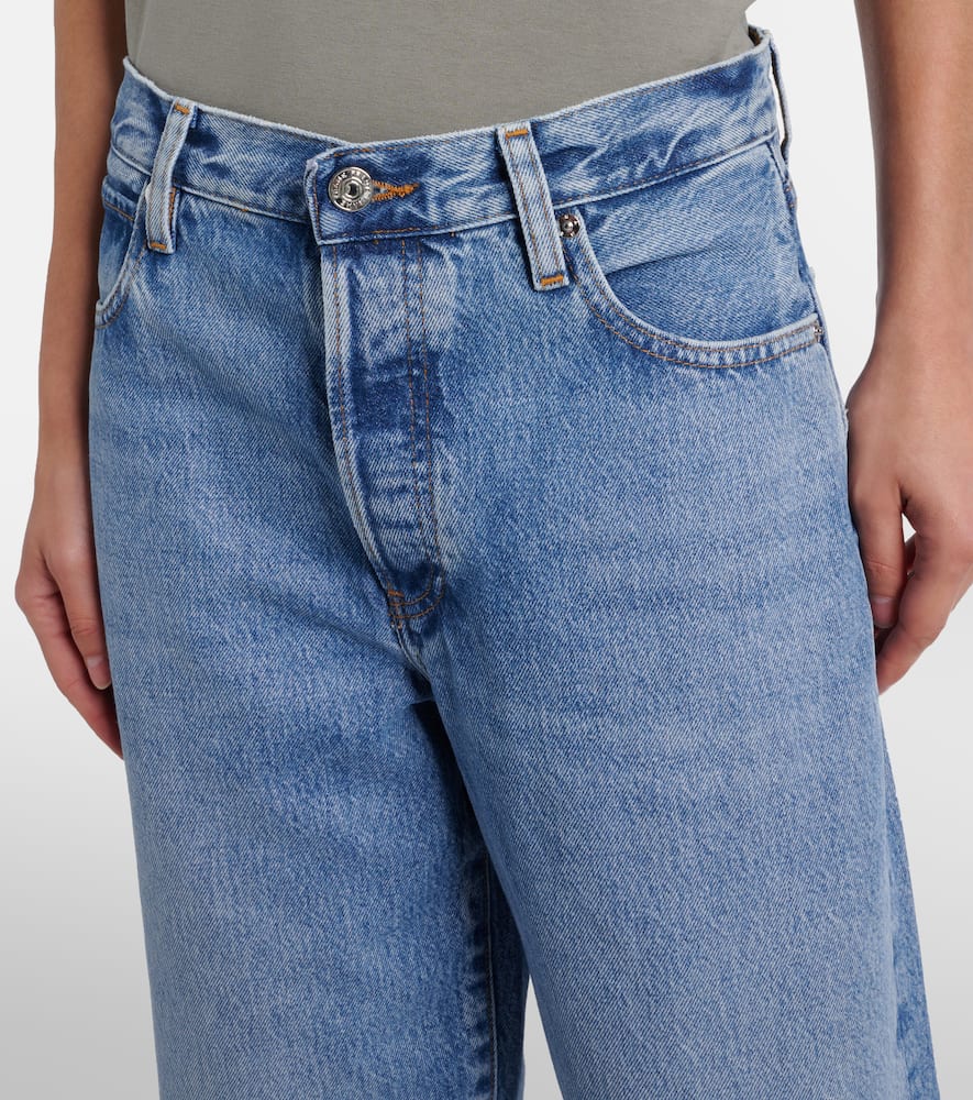 Loose mid-rise wide-leg jeans