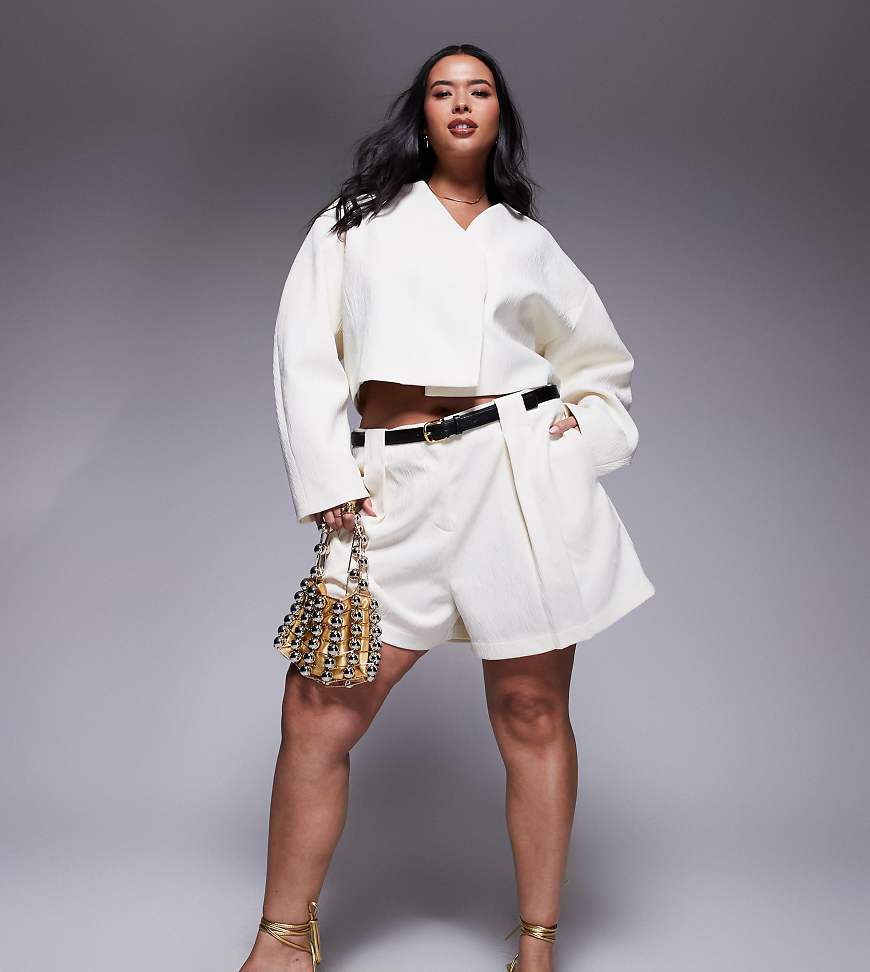 Curve tailored textured shorts with belt co-ord in cream-Neutral