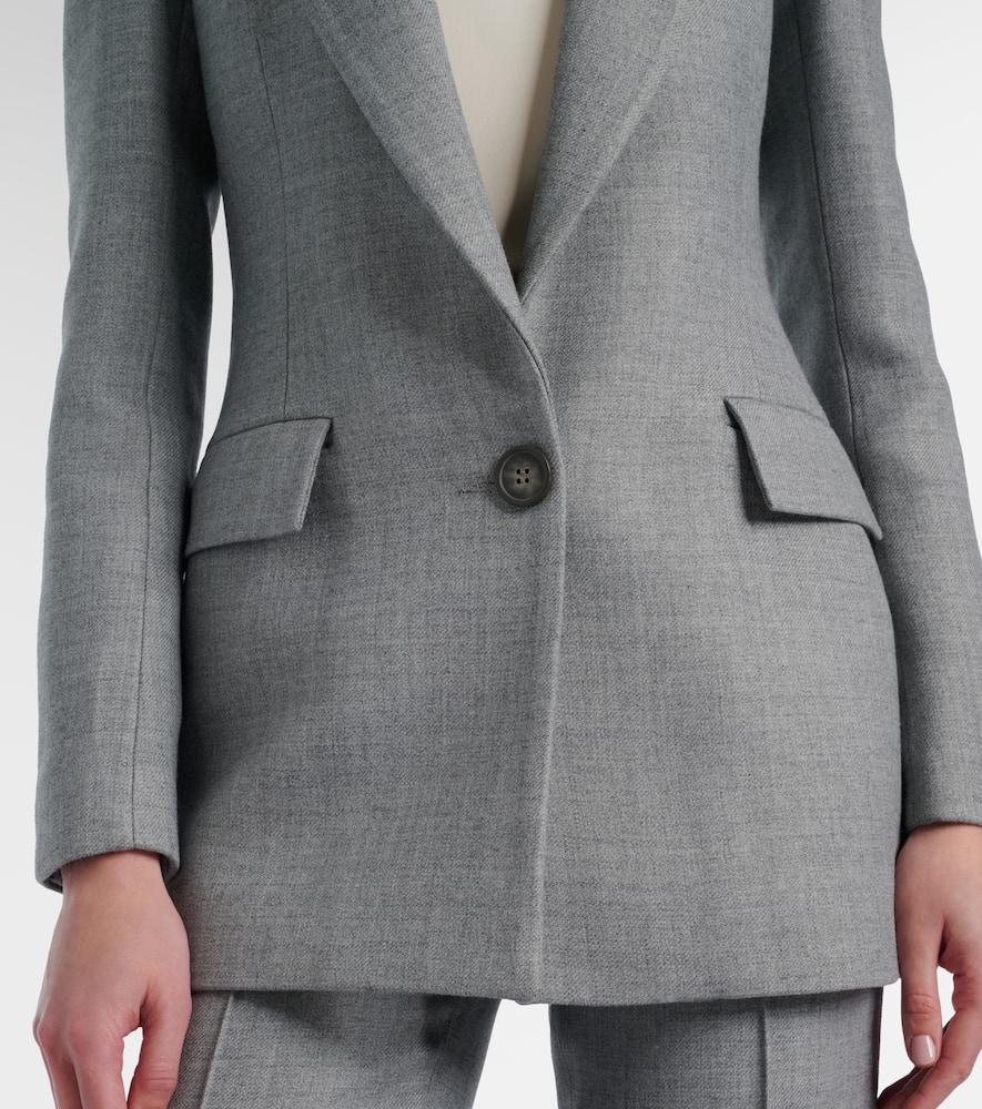 Single-breasted blazer