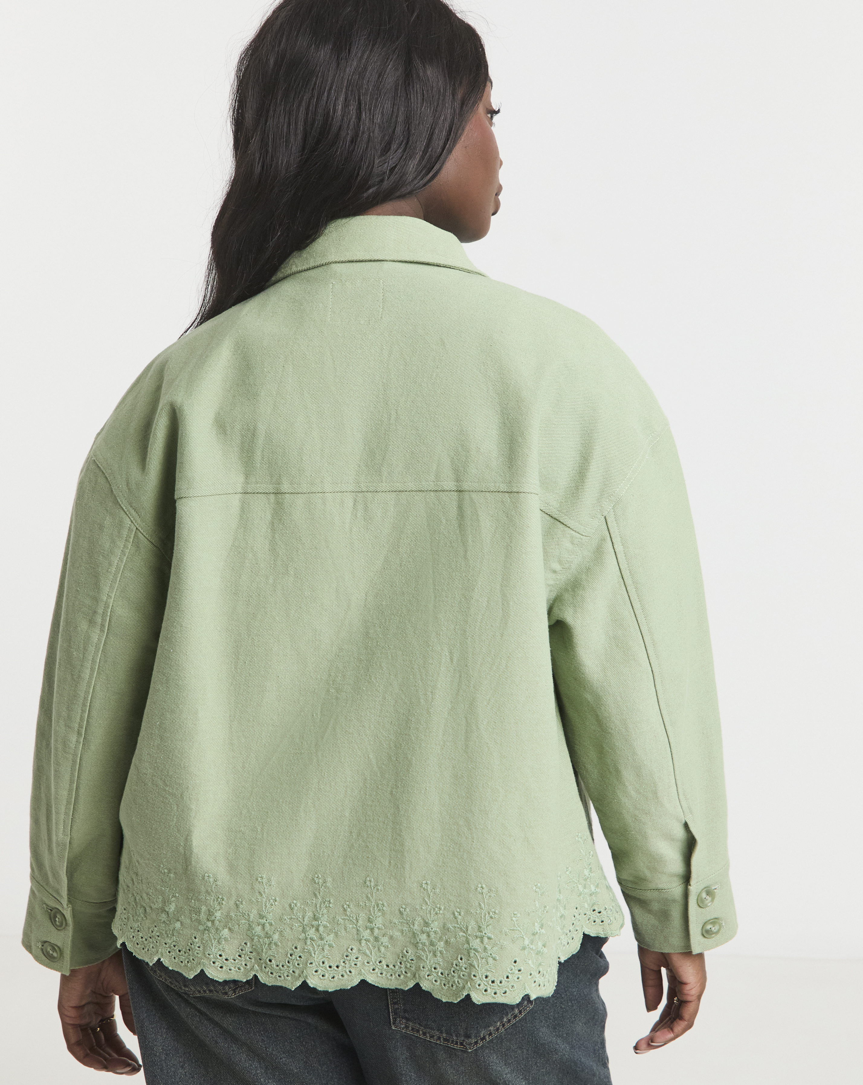 SBE Matcha Broderie Cropped Jacket
