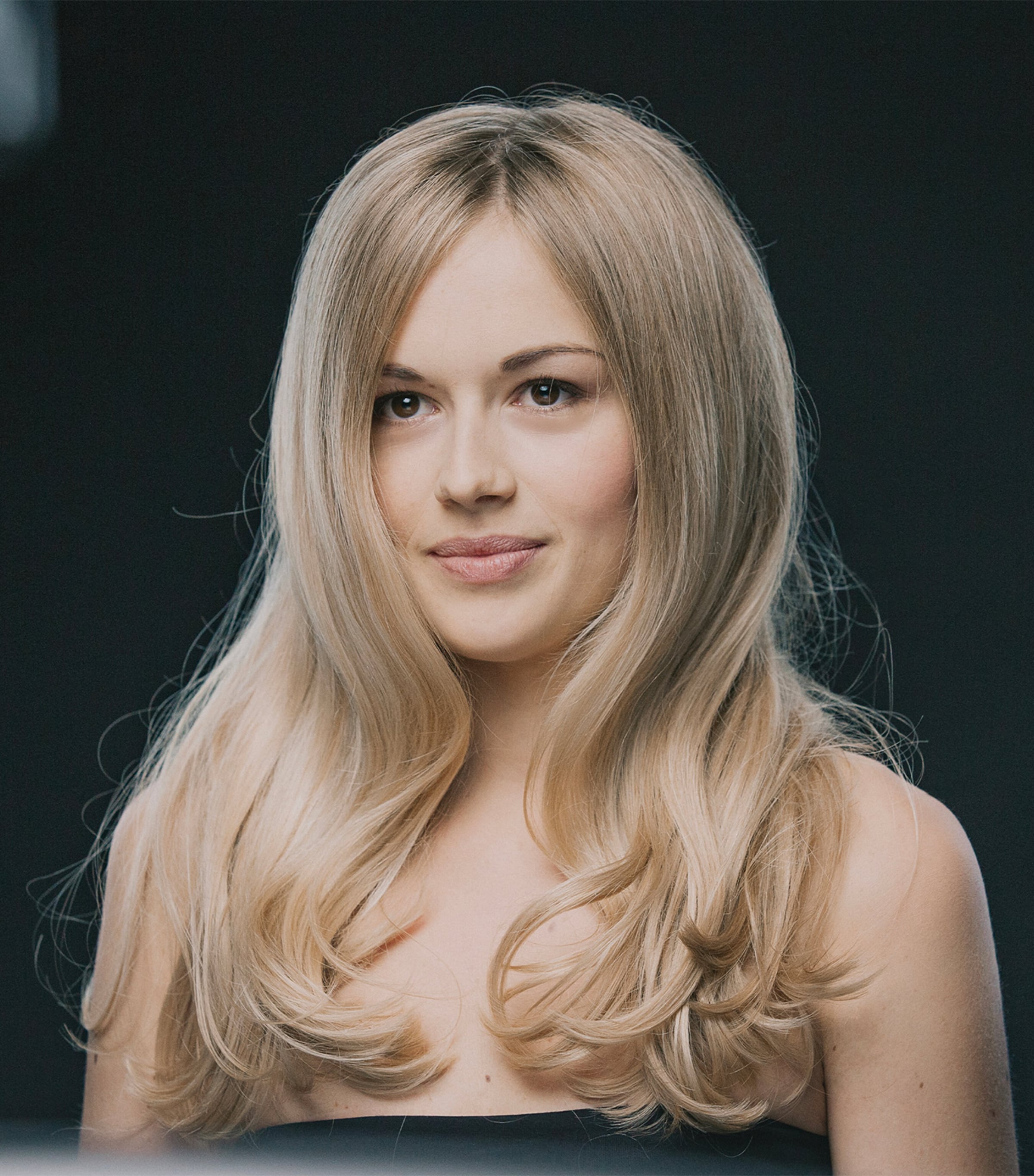Hair Rituel Revitalizing Volumizing Shampoo with Camellia Oil