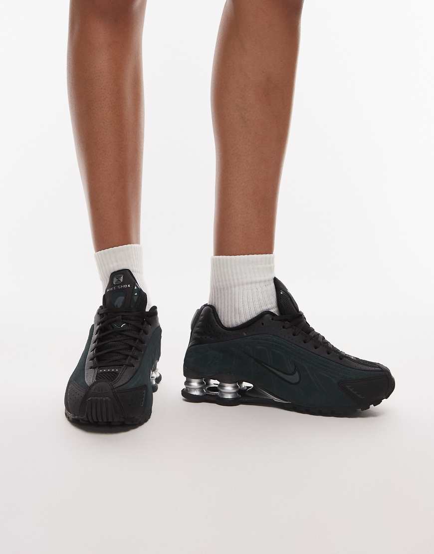 Shox R4 trainers in black and dark green