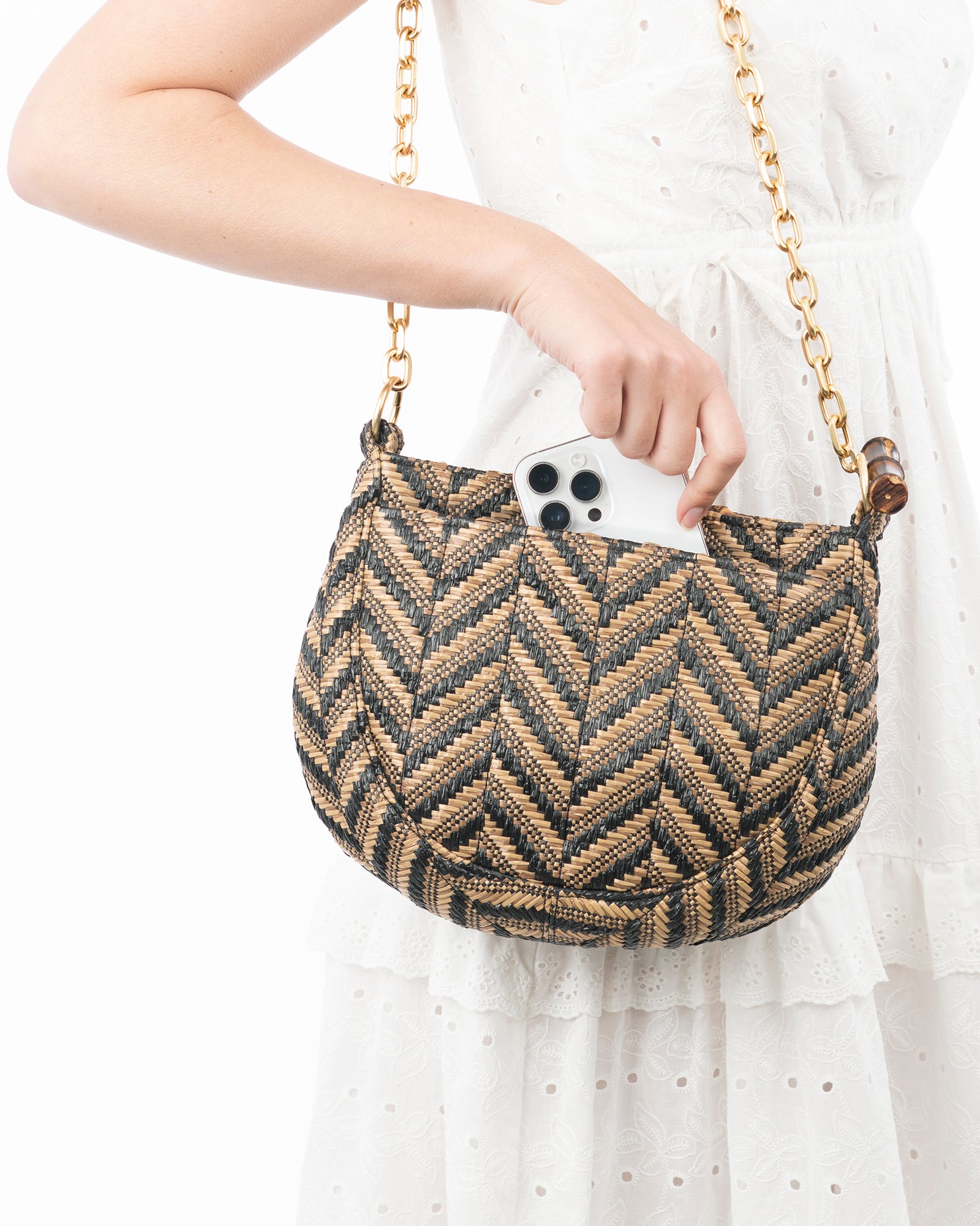 Chain Pouch Raffia - Black Mix, Zip Top Closure, Adjustable Chain Handle, Durable Canvas Lining, Phone and Sunglasses Pocket