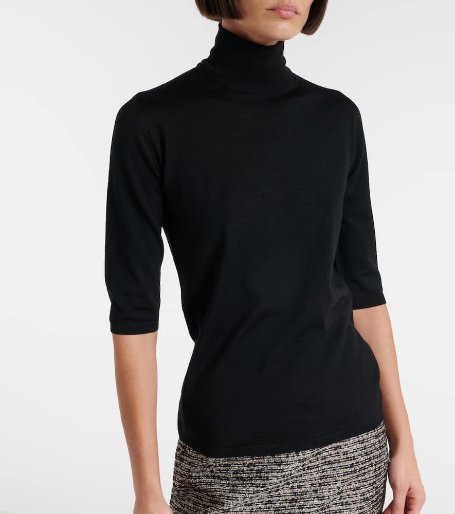Boa virgin wool sweater