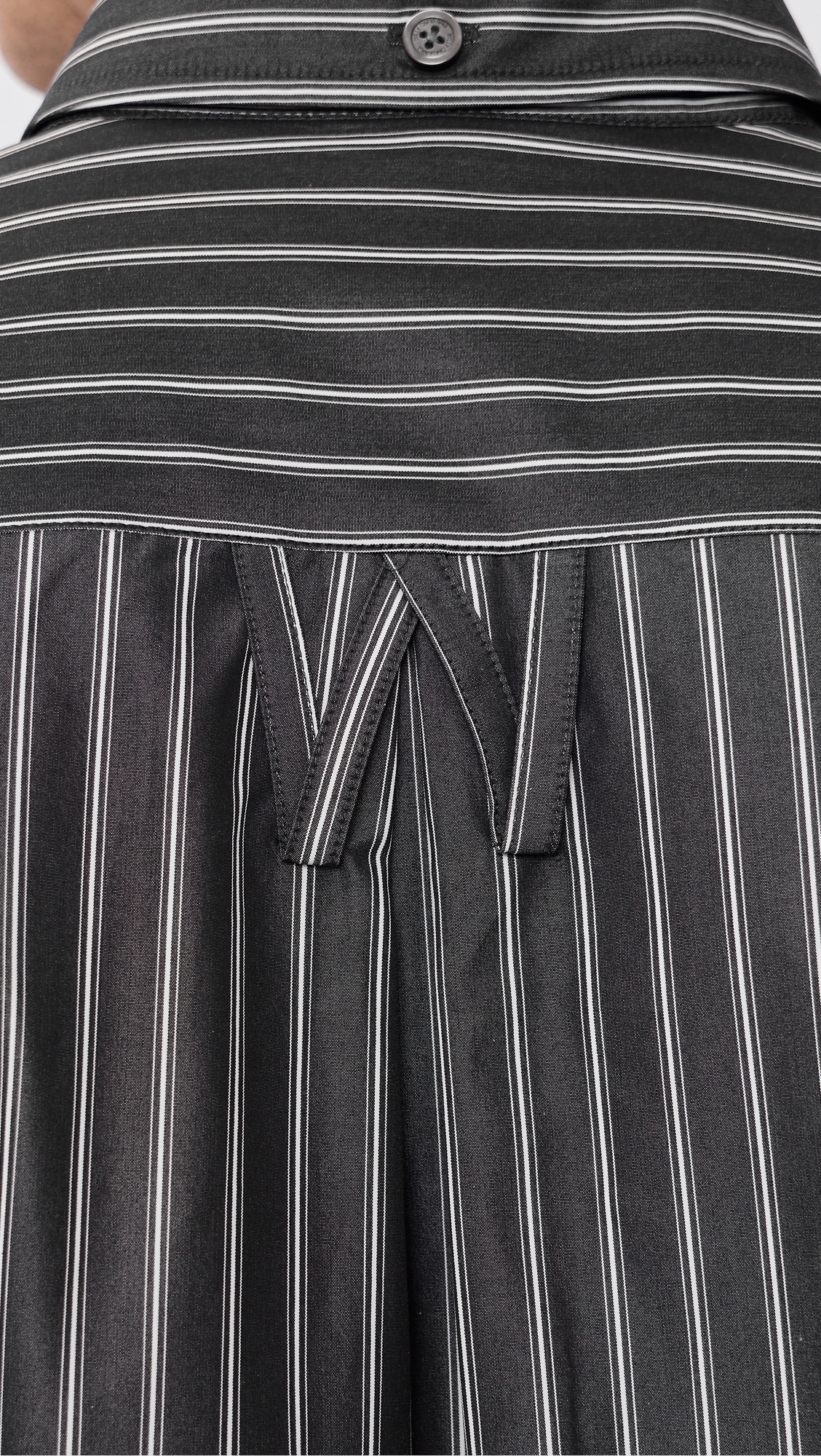 Veterano Button Down Shirt Black/White Stripe