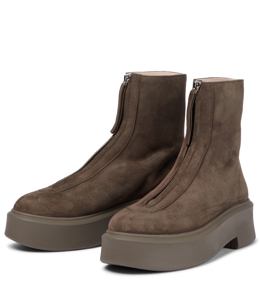 Zipped Boot 1 suede boots