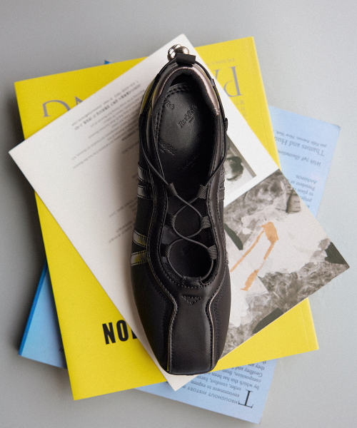 BLISS HEEL STRING SNEAKERS