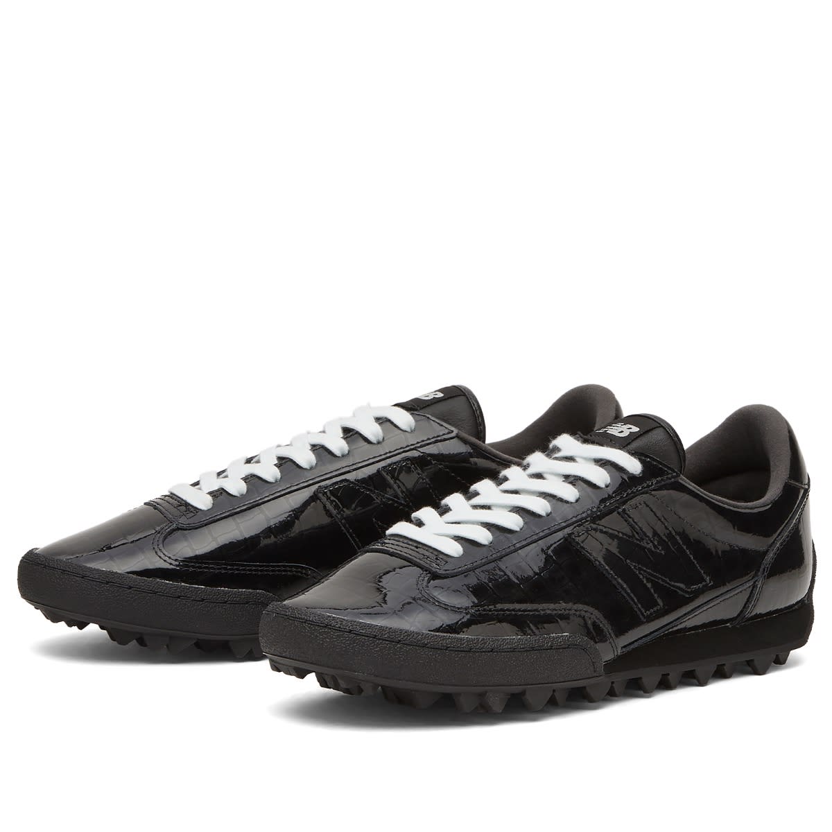 Gator Run Sneaker in Black/Black