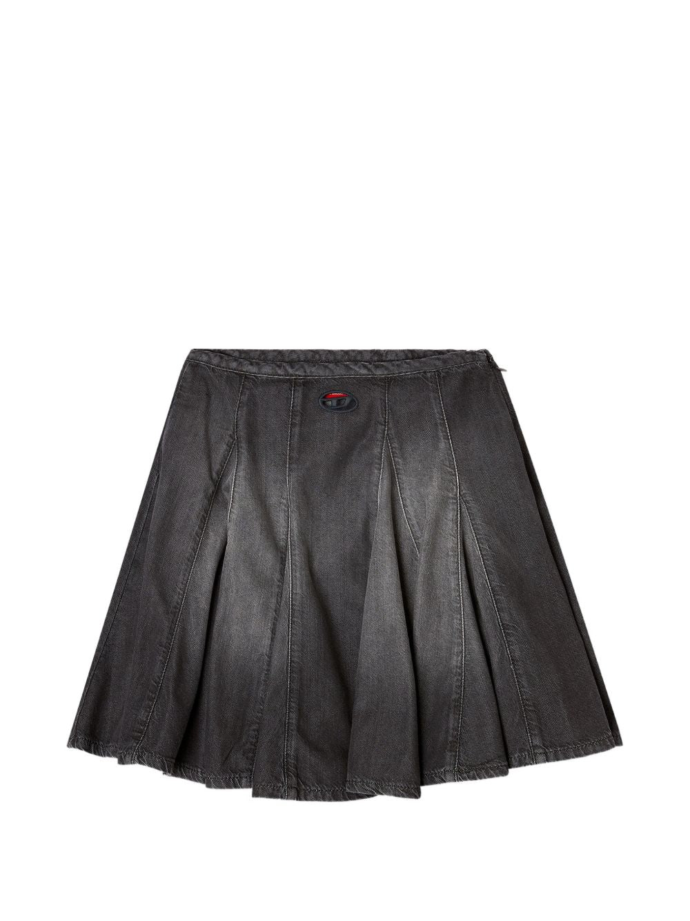 Short pleated skirt in lightweight denim