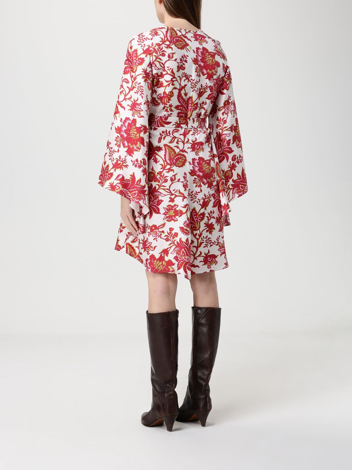 Dress Woman color White