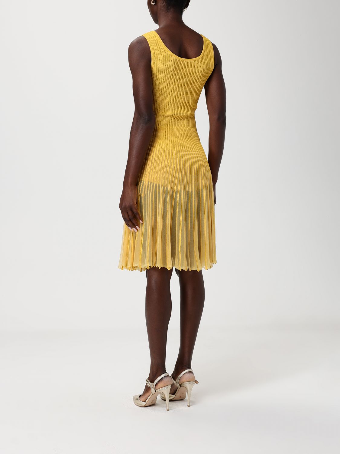Dress Woman color Yellow