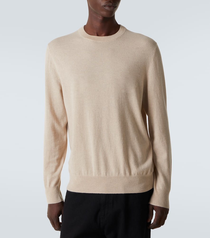 Cashmere sweater