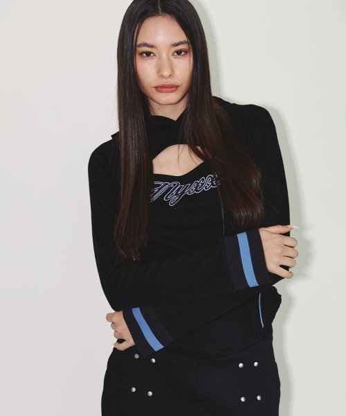 MIDDLE SLIT HOOD LONG SLEEVE BLACK