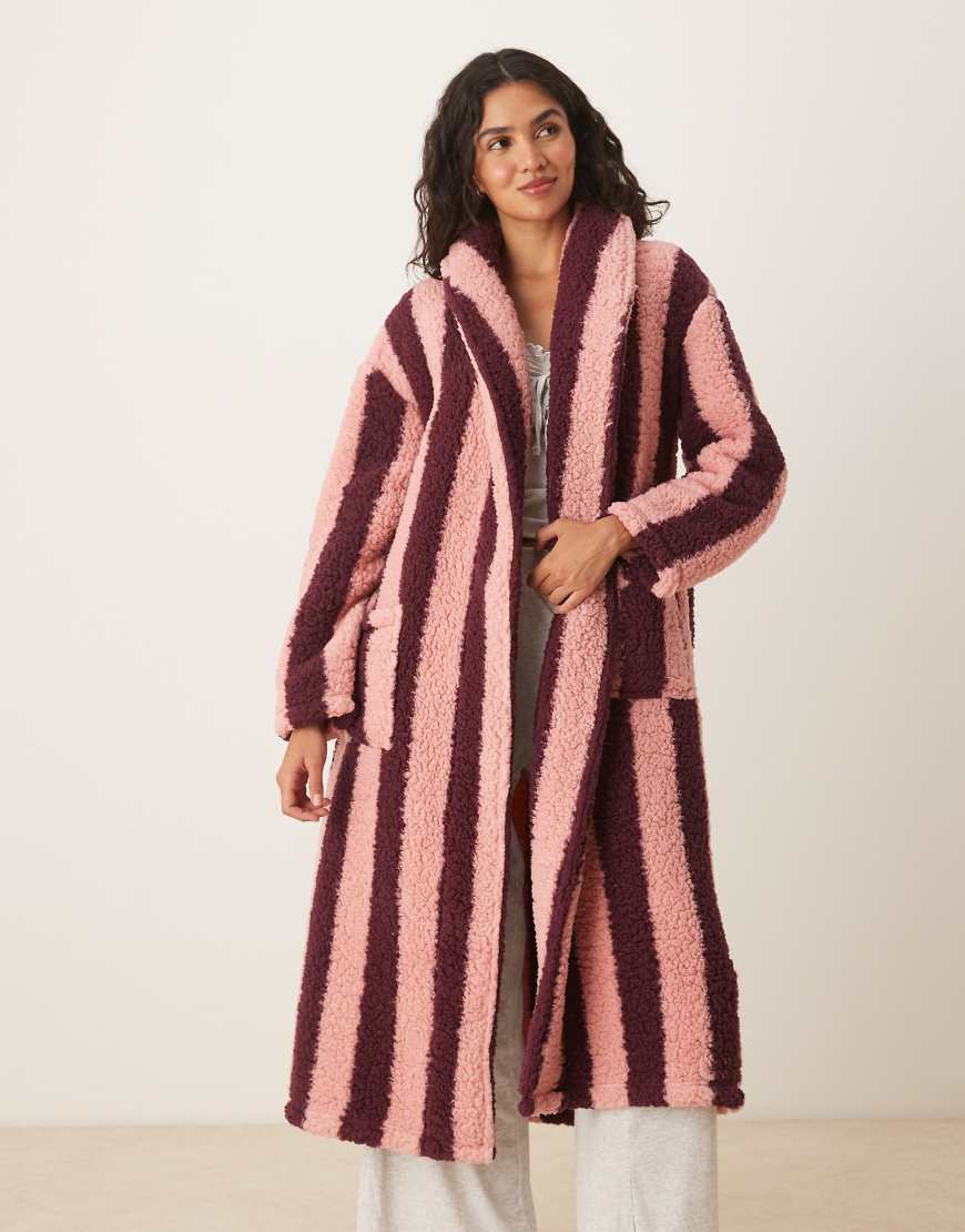 Long striped robe in burgundy and pink