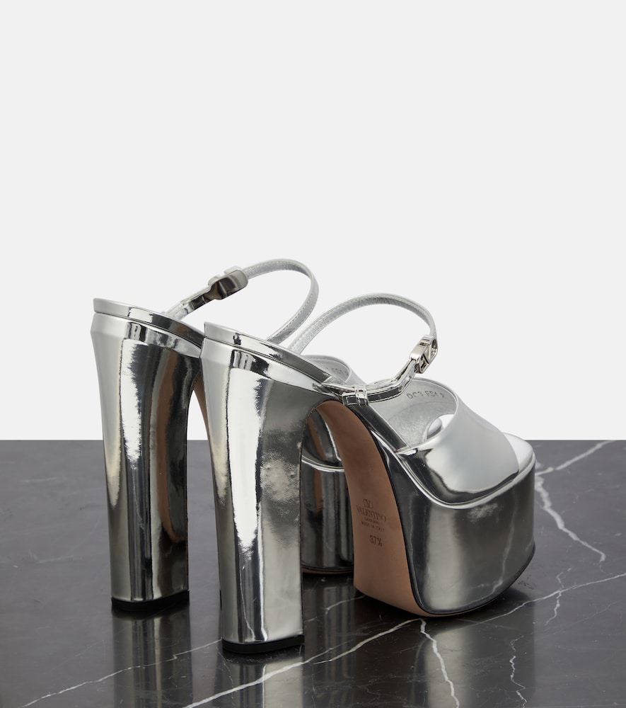 Tan-Go 155 patent leather platform mules