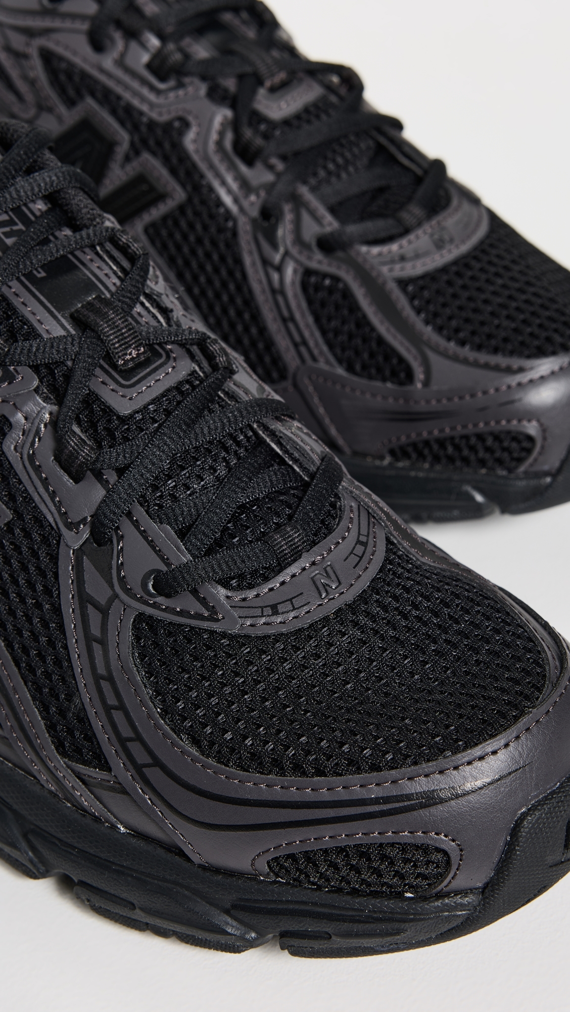 740 Sneakers Black/Black