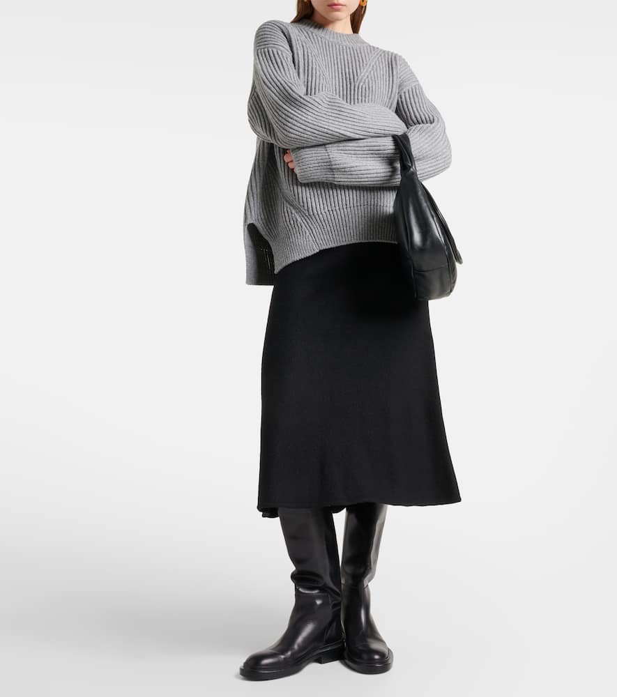 Wool midi skirt