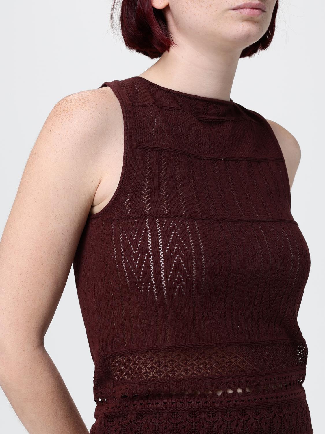 Top Woman color Brown