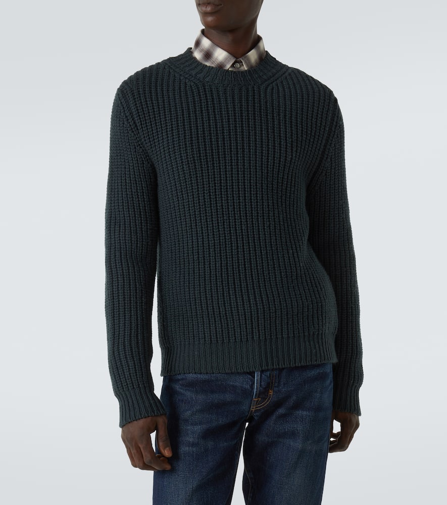 Wool and cashmere sweater