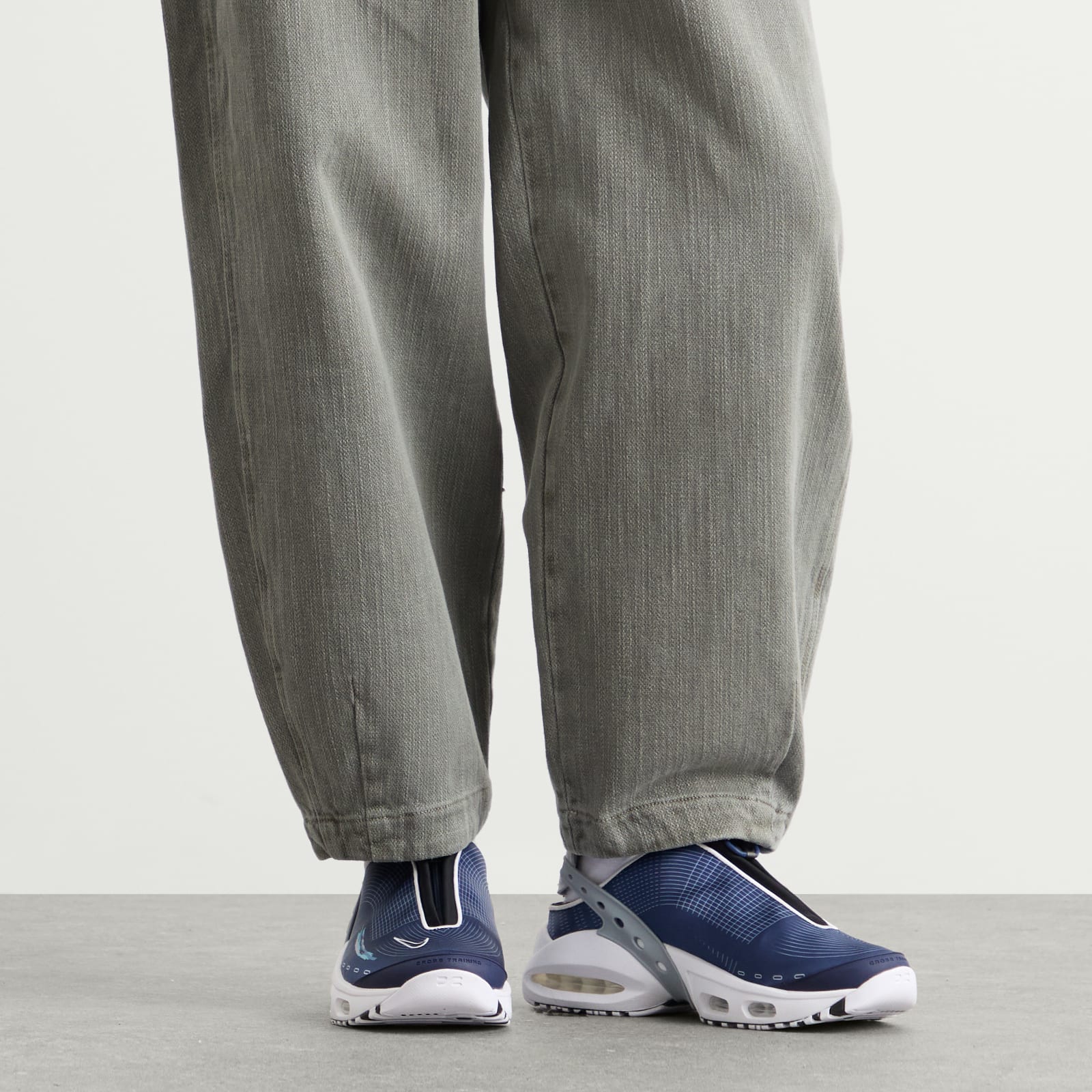 Women s Air Max Craze Midnight Navy / Wolf Grey