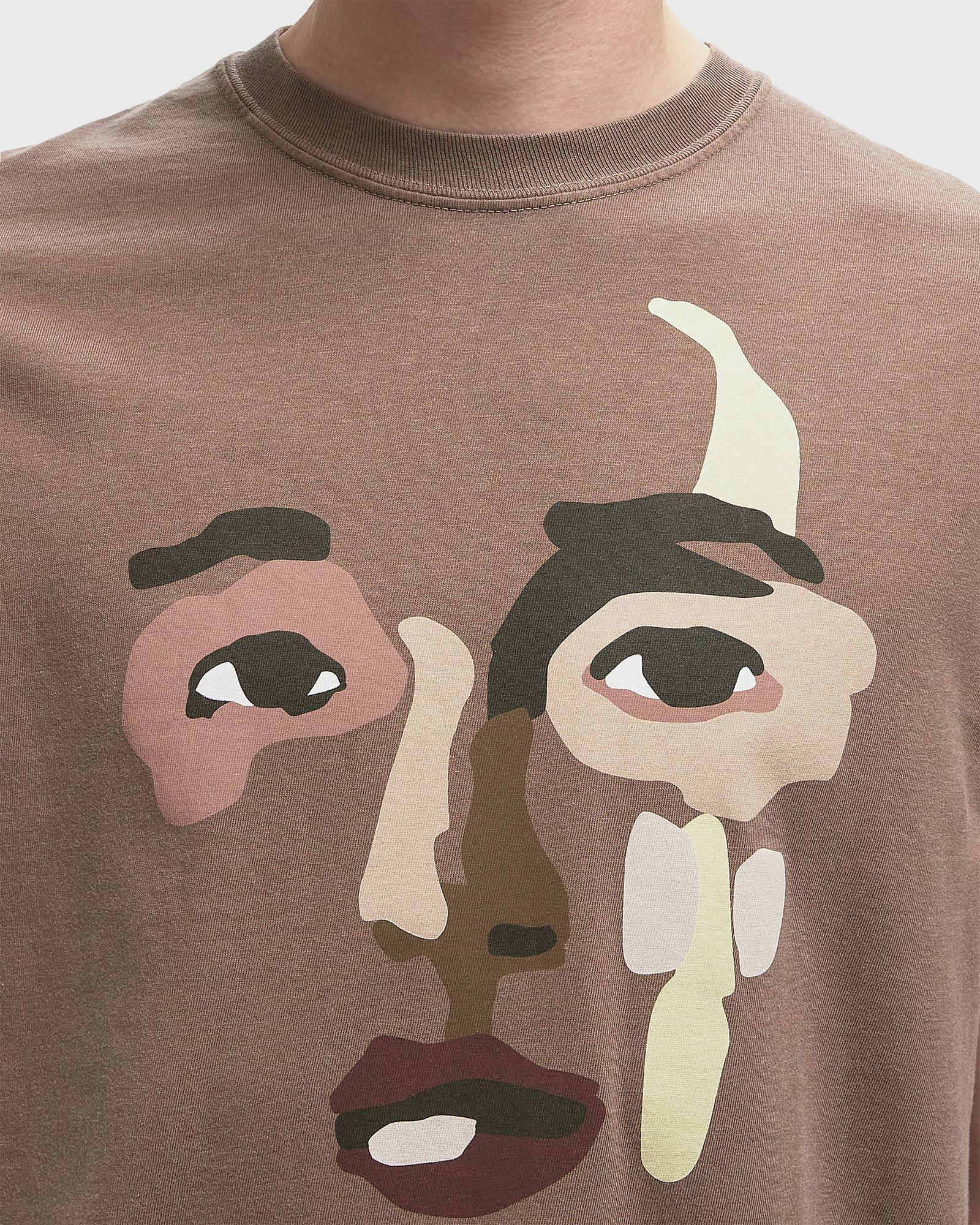 Shaped face tee brown male Shortsleeves now available at BSTN