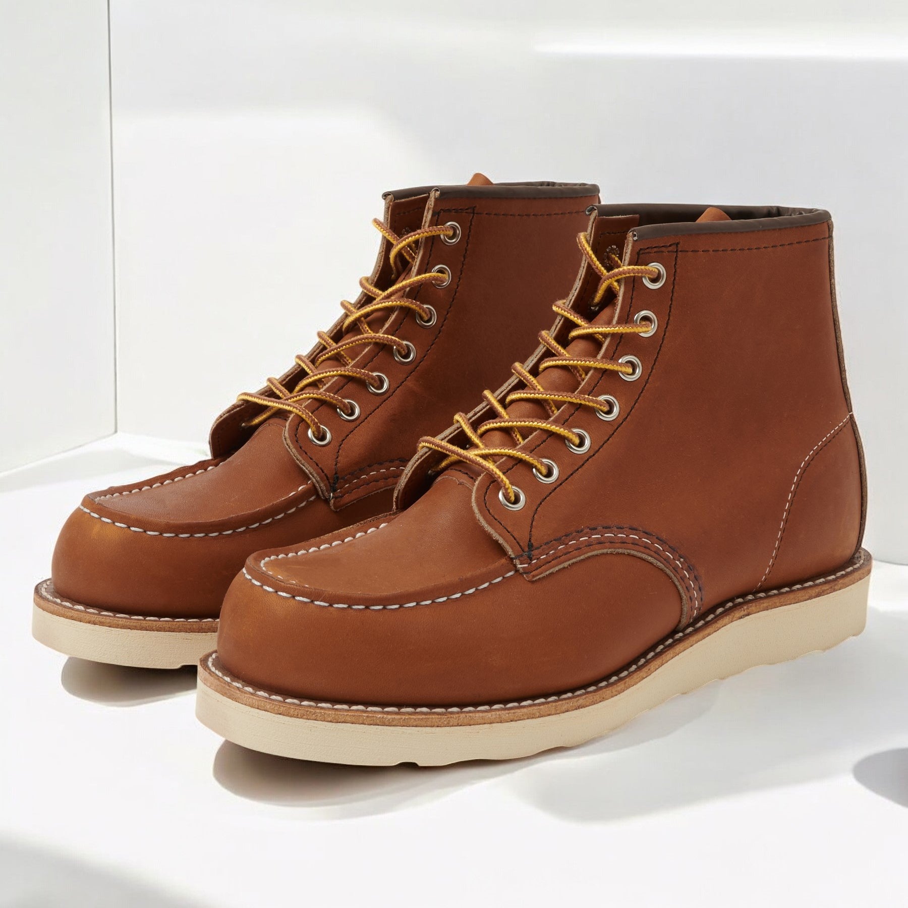 Men's Red Wing Classic Moc