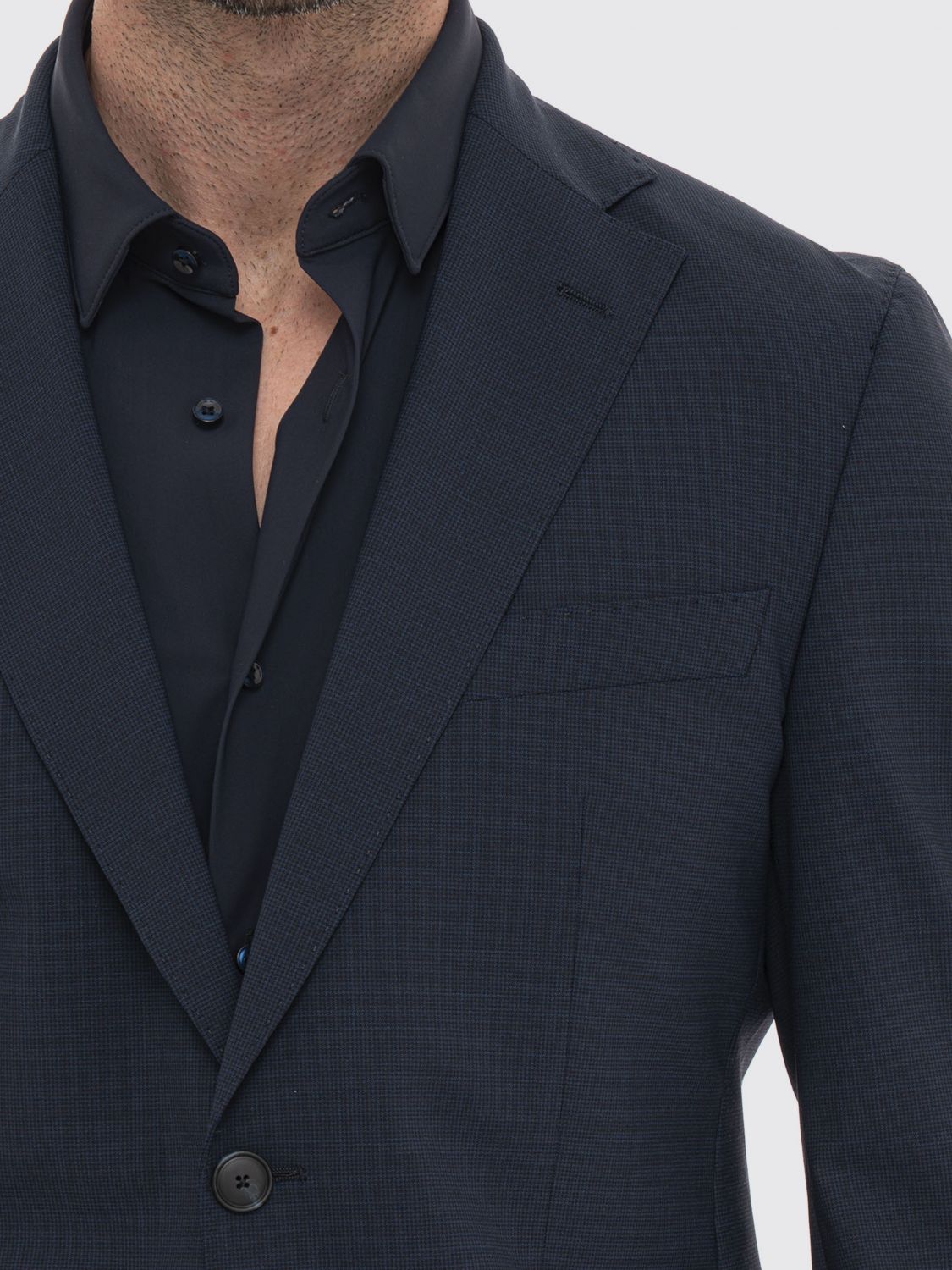 Suit Men color Blue