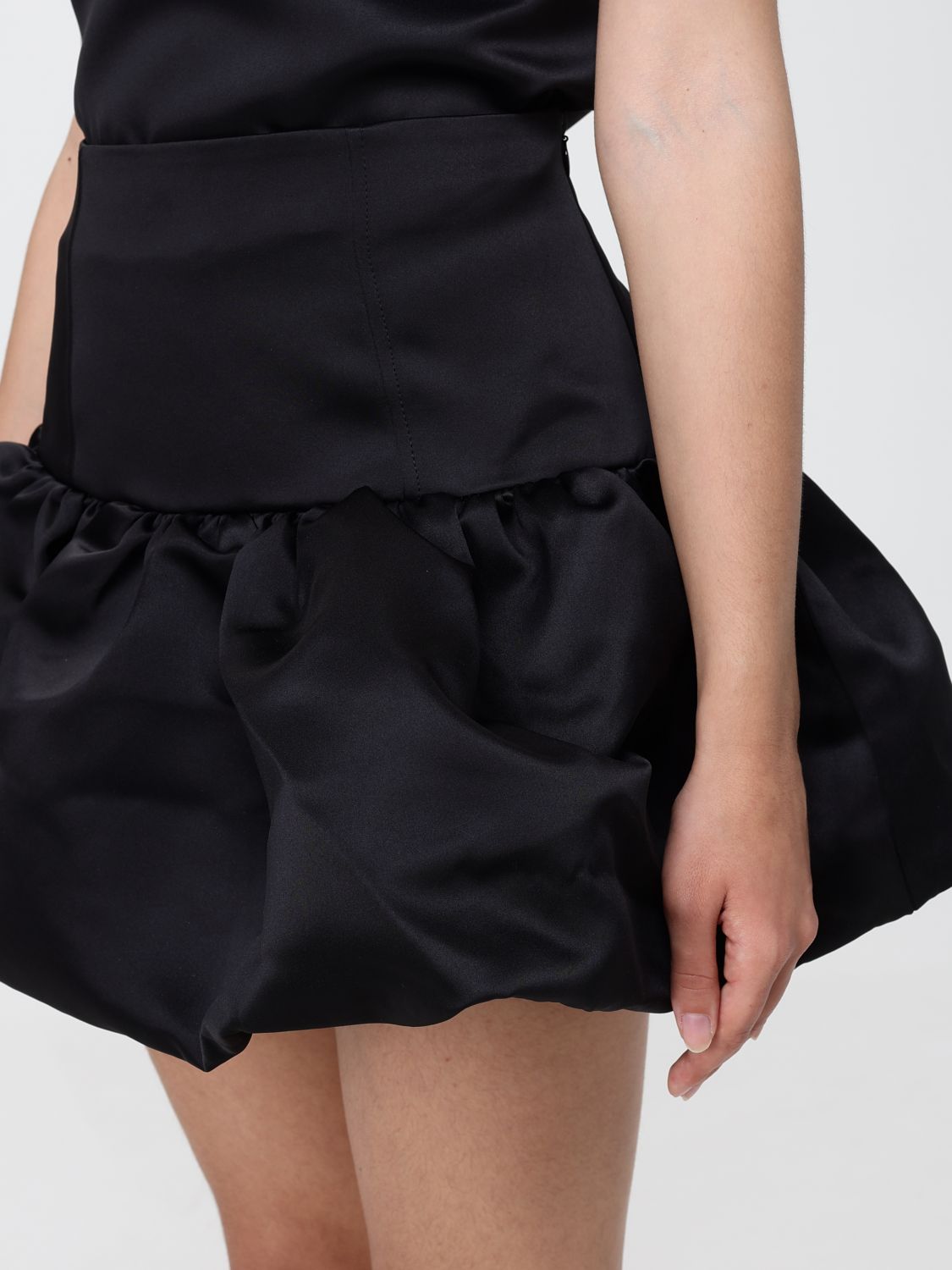 Skirt Woman color Black