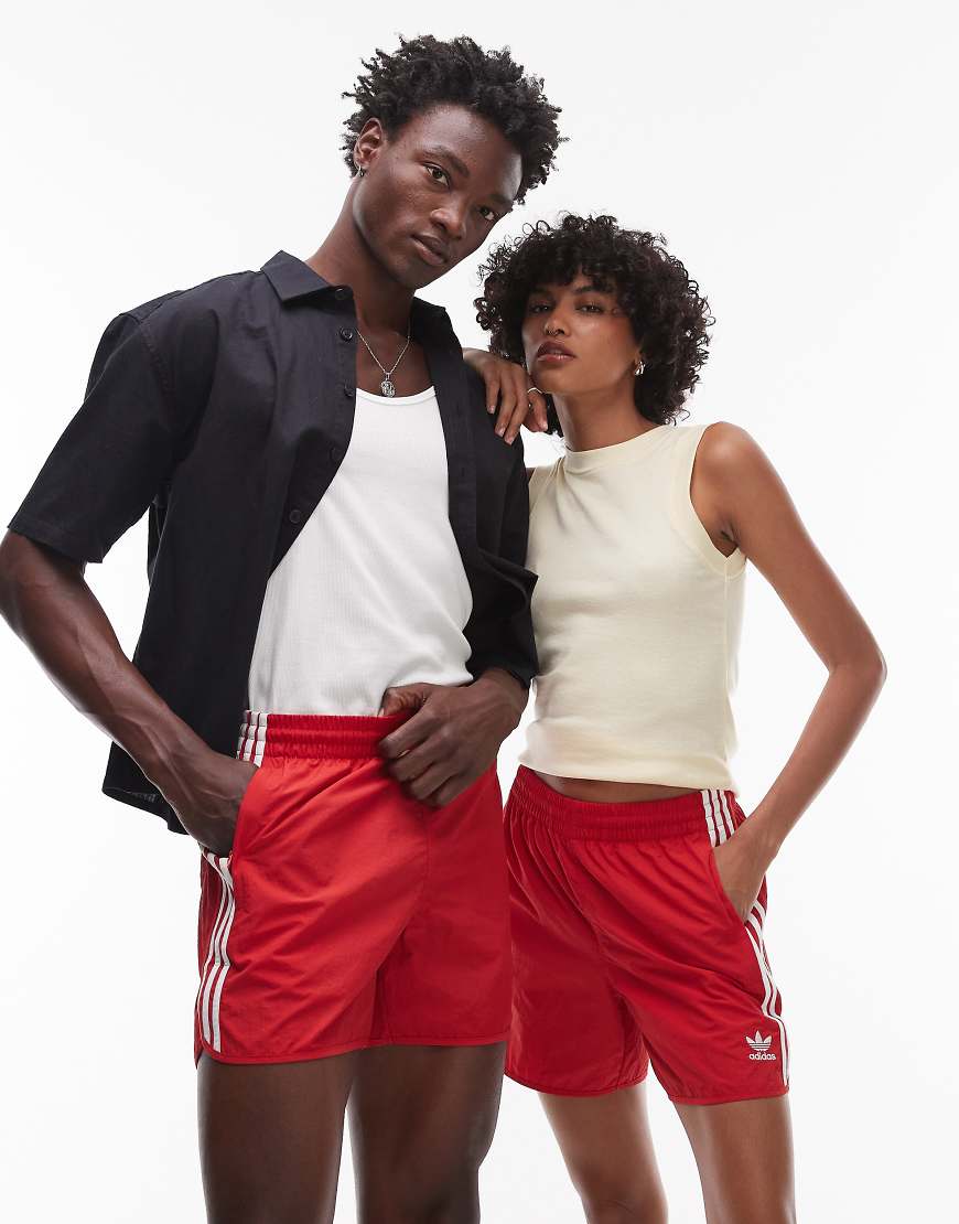 Adicolor sprinter shorts in red