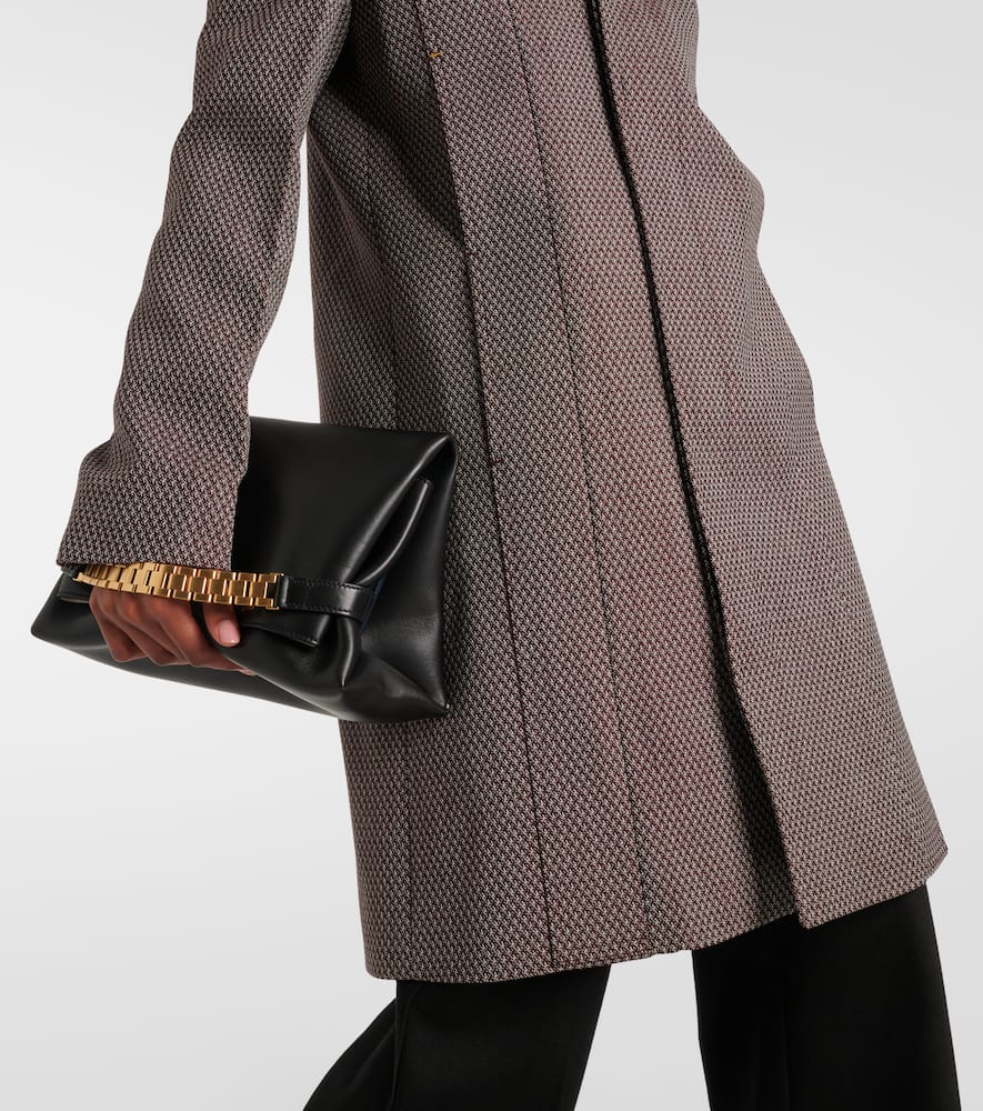 Tailored virgin wool coat