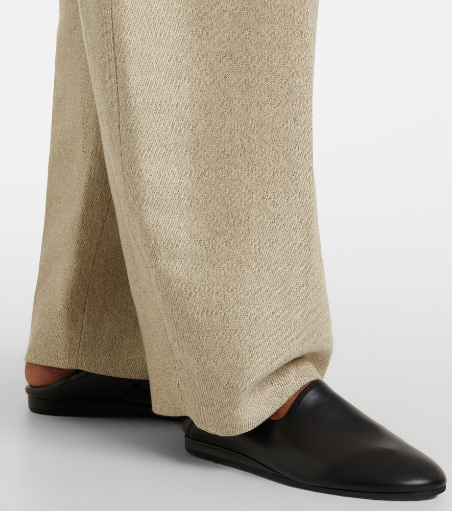 Leather slip-on shoes
