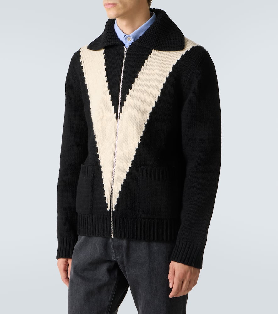 Virgin wool zip-up sweater