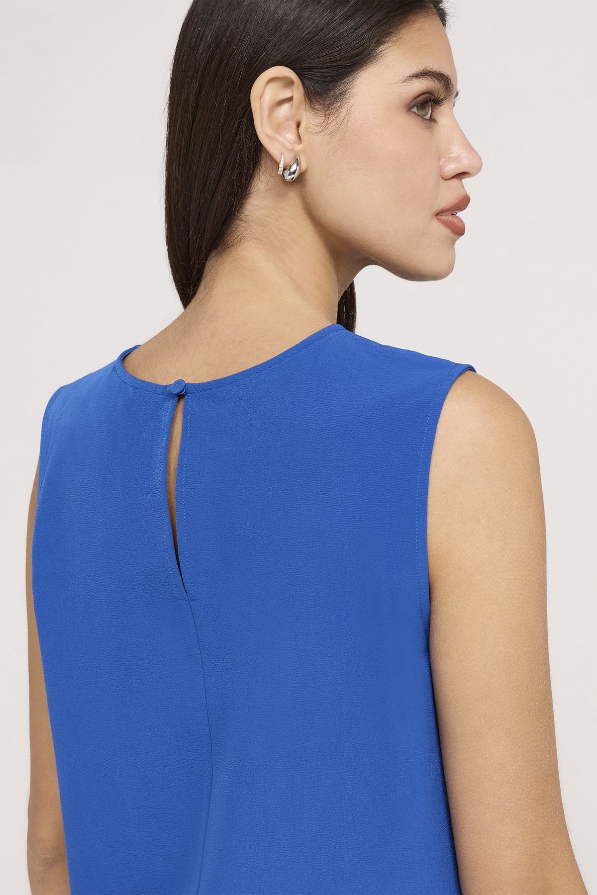 Finery London Women's Vallie Sleeveless Round Neck Vest in Cobalt