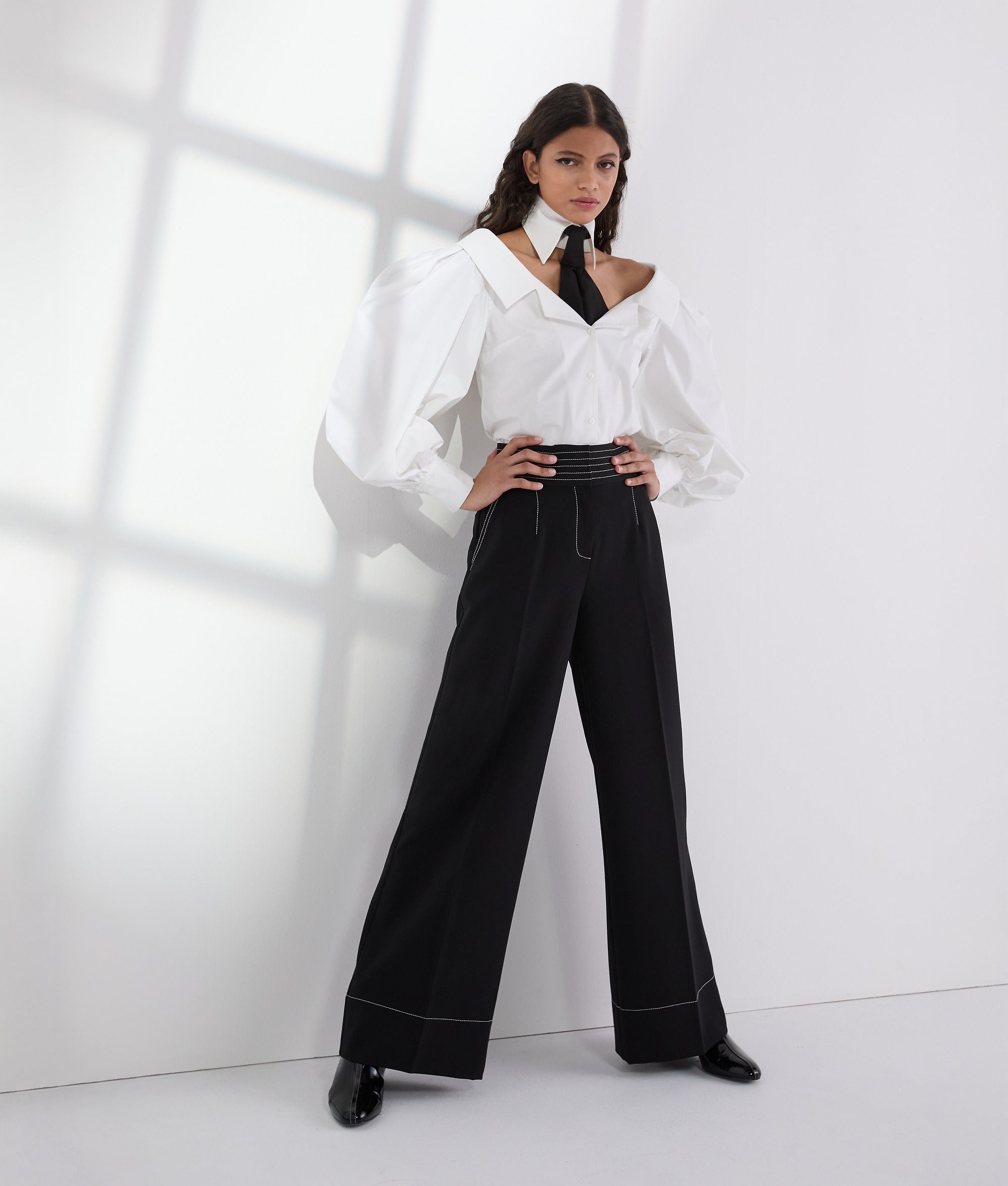 Karl Lagerfeld - Off-shoulder Shirt, Woman, White