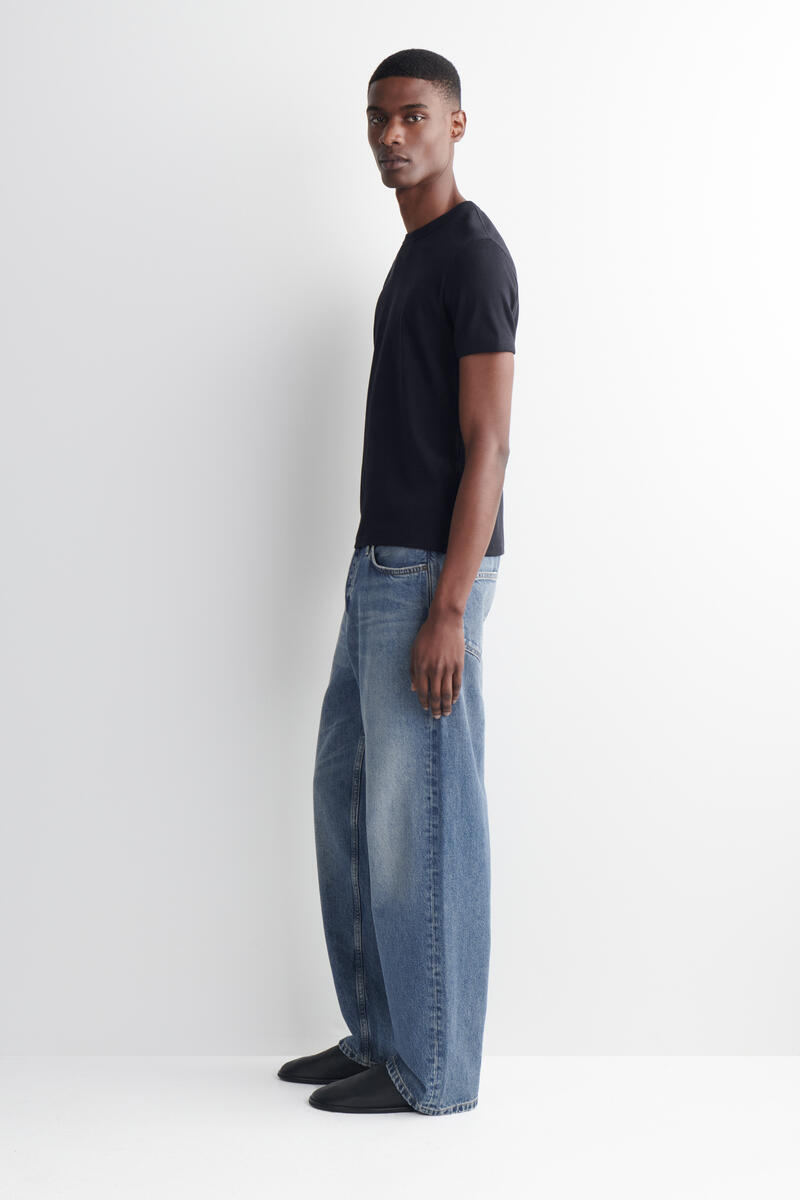 Slim Ribbed Cotton T-Shirt in Navy