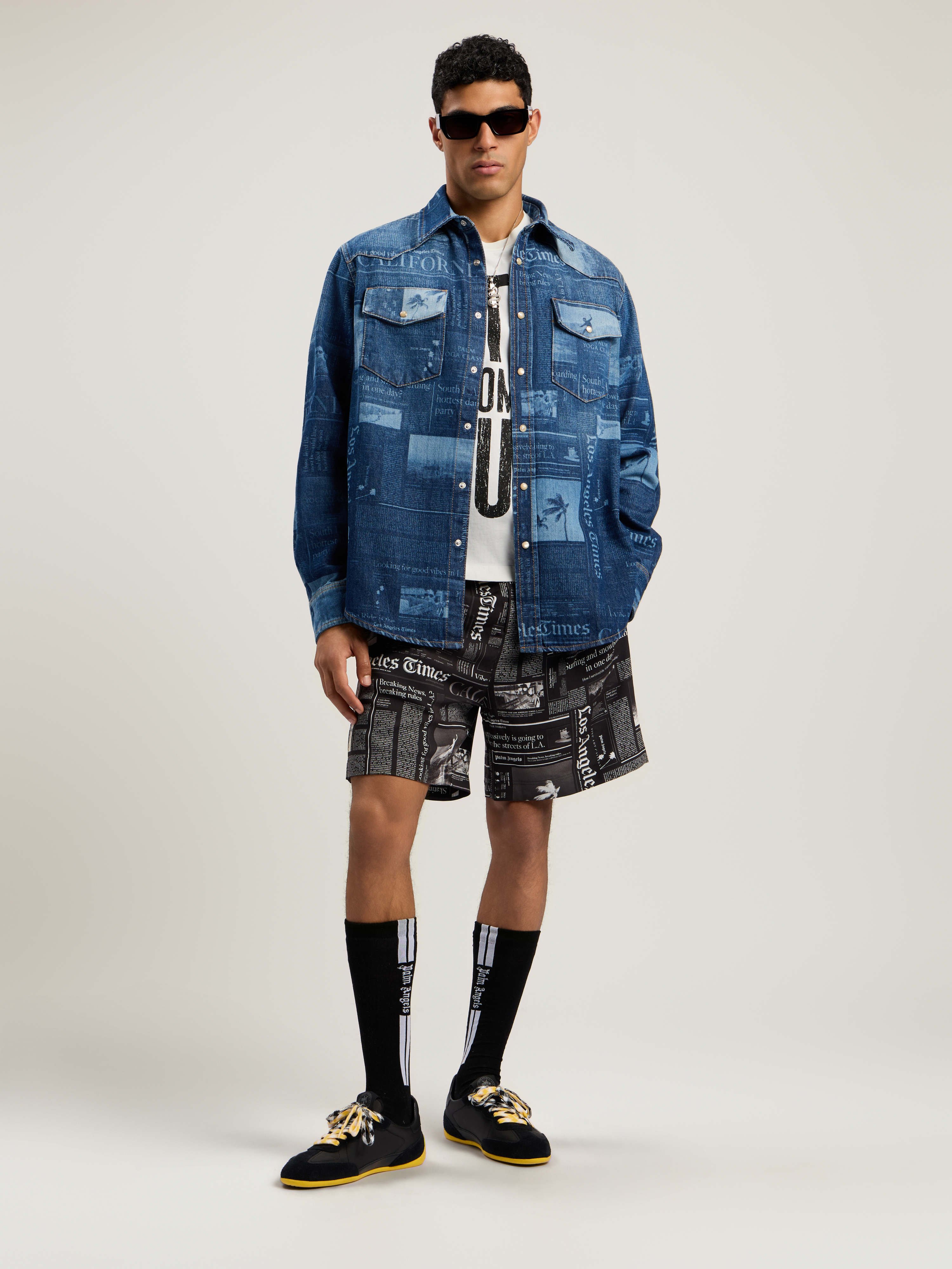 News Print Drawstring Shorts Man  Black
