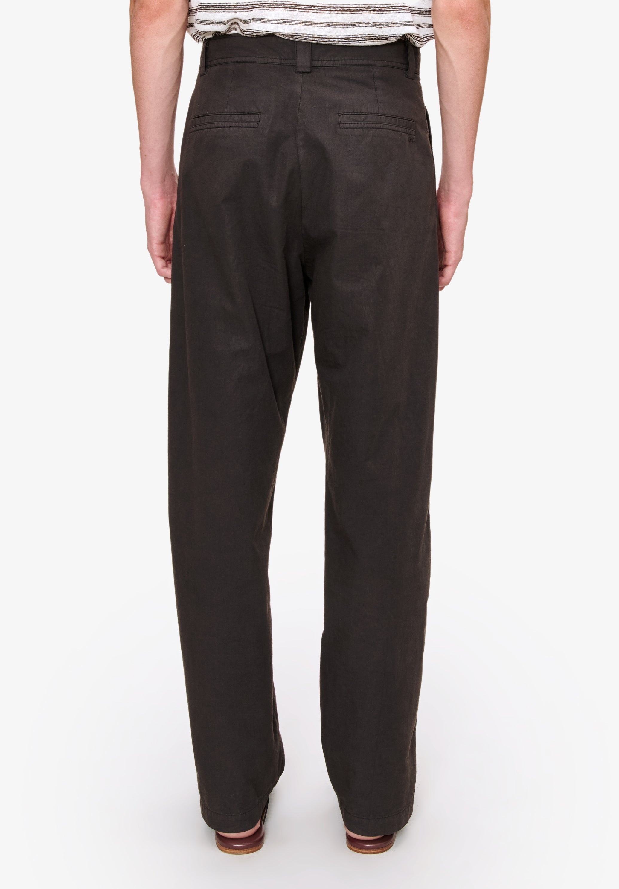 A. P.C. Men's Dan chinos Size: 44 in Dark chestnut brown