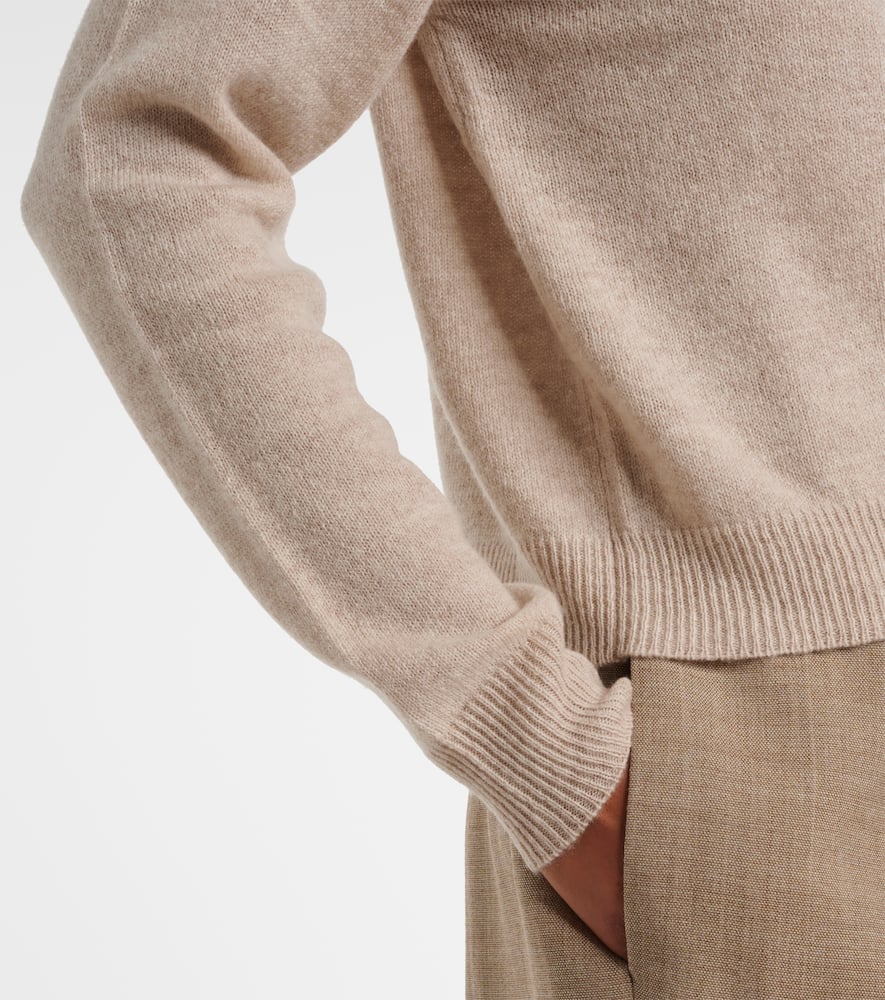 Wool and cashmere sweater