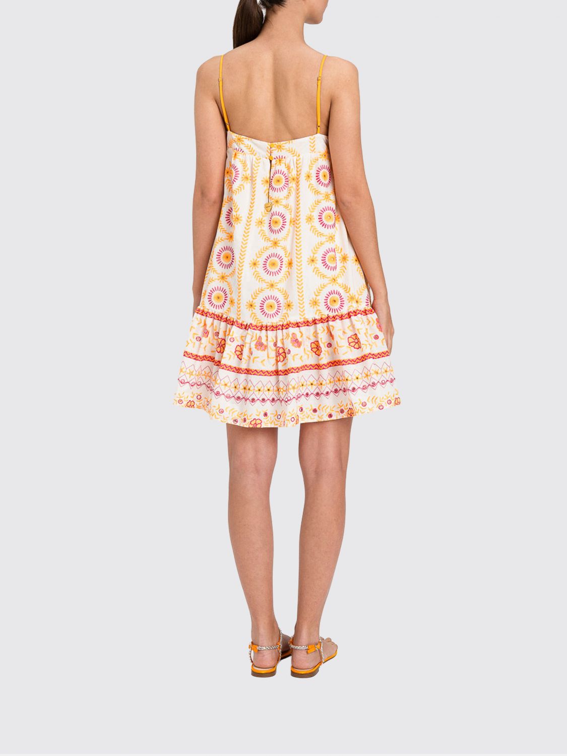Dress Woman color White