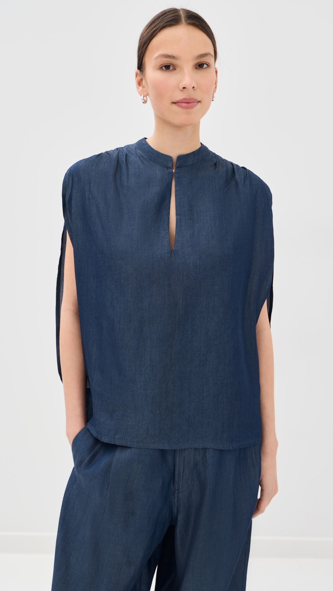 Tracy Chambray Sleeveless Blouse Blue Denim