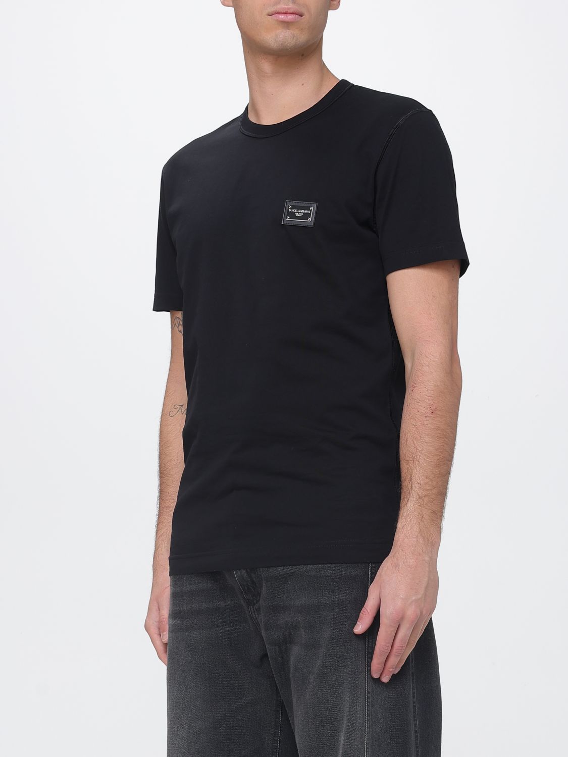 T-Shirt Men color Black