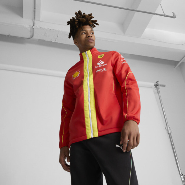 PUMA Scuderia Ferrari Team Men's Softshell Jacket in Red